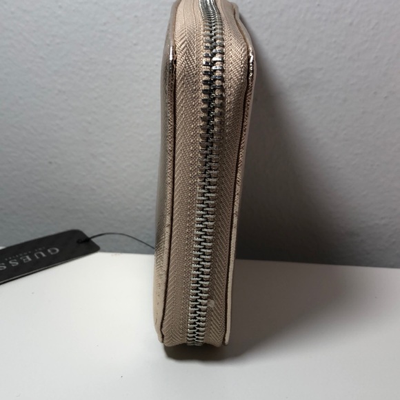 GUESS FACTORY one zip wallet- Rose Gold - Picture 4 of 7